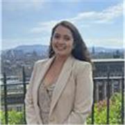 Profesora titulada en Biología con experiencia docente en ciencias de datos.