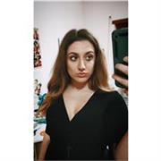 Laureanda in lettere moderne all'Università la Sapienza di Roma