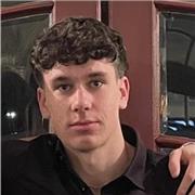 Ich bin in der 12 klasse am Gymnasium und geben Nachhilfe im Fach Mathematik