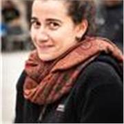 Maestrat titulada en educación infantil. Respectuosa con los ritmos individuales, atenta y amable. 