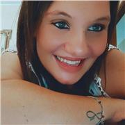 Studentessa universitaria impartisce ripetizioni private