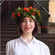 Aiuto compiti e ripetizioni per bambini e ragazzi. 
E anche...lezioni di violino e teoria musicale