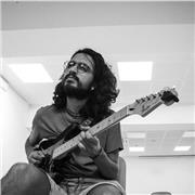 Lezioni di Chitarra moderna per tutti i Livelli e Tutte le Età!