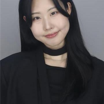 Yu