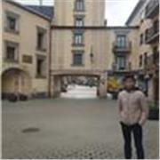 Profesor de matemáticas. Imparto clase a chicos tanto de primaria como de secundaria