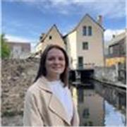 Prof à domicile de mathématique à Rouen diplômée du bac avec 20/20 en spé maths !