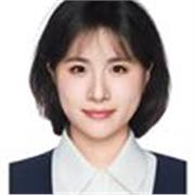 ESL tutor in London offering personalised English lessons for non-native speakers, focused on confidence and communication.