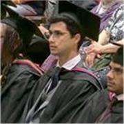 Soy un profesor dinámico, nativo en español e inglés; preparado para enseñar a todas las edades y niveles.