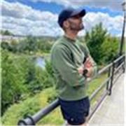 Ex corredor de 400m lisos, militar, nutricionista  y preparador de oposiciones.