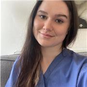 Hi, my name is Leah I am an award winning medical student from Sheffield. I believe there is no such thing as a silly question!