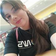 Profesora de inglés capaz de hacer uso de buenas practicas pedagógicas