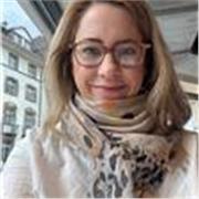 Soy profesora de alemán como lengua extranjera desde 2010 y trabajo con 
estudiantes de todos los niveles.