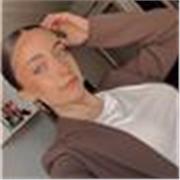 Profesora de inglés para primaria, ESO y bachillerato.
