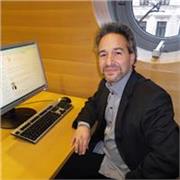 Robert Castelli es un baterista y compositor profesional de New York city