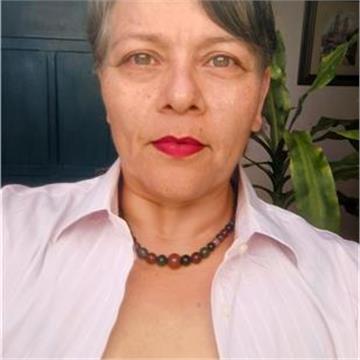 María