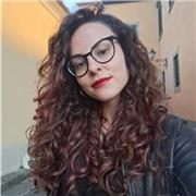 Salve! Studio Filosofia all'Università di Pisa, diplomata al Liceo delle Scienze Umane. Sarei felicissima di aiutarti!