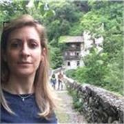 Laureata in Lettere moderne, con una lunga esperienza di insegnamento presso la scuola secondaria di primo grado e con ottime competenze in ambito linguistico-letterario
