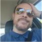 Hai bisogno di aiuto per i compiti, la scuola, o vuoi imparare l'inglese per lavoro o come hobby? Sono a tua disposizione!