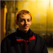 Laureato in Storytelling offre lezioni di sceneggiatura e scrittura creativa