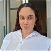 Estudiante flexible que ofrece refuerzo general por videollamada para todos los públicos. 