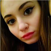 Laureata in lingue offre ripetizioni di lingua francese e cinese