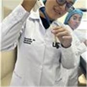 Estudiante de Medicina Humana apta para enseñar matemáticas básicas a estudiantes de cualquier edad.