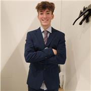 Soy Roger tengo 16 años y soy estudiante de 4rto de ESO. Puedo ofrecer sobre mis aprendizajes en el ciclo escolar de primaria y ay