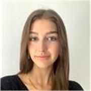 Profesora de Español con Nivel de Inglés Advanced, capacitada para dar clases de primaria, ESO, bachiller y apoyo. Con experiencia