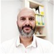 Ciao ragazzi e genitori! Sono Andrea Pasella e offro supporto scolastico personalizzato alle scuole medie. Se state cercando un ai