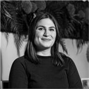 Formatrice freelance en marketing digitale et développement commercial 