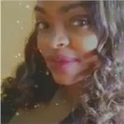 Profesora de ciencias naturales ofrece enseñar y dar a conocer todo lo relacionado con las ciencias naturales a sus estudiantes de secundaria