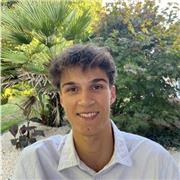 Étudiant qui propose cours particuliers pour les collégiens et/ou lycéens