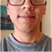 Soy un joven que le gusta ayudar a los niños con matemáticas básicas además saber que les gusta y tener experiencia con niños/as.