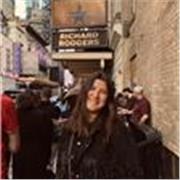 Fun-tastic: impara l'inglese divertendoti!
Lezioni interattive su misura, private o in gruppo (dalle elementari alle superiori)