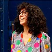 Je suis Laetitia créatrice d'une marque de vêtements upcyclé. Je propose un initiation aux basiques de la couture et de l'upcyclin