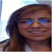 Soy una persona creativa y proactiva. Acompaño a personas que deseen seguir avanzando en su proceso de desarrollo interno para lograr más bienestar y felicidad.