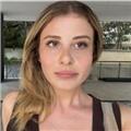 Frankofon Lise ve Galatasaray Üniversitesi mezunu Fransız Kültür Merkezi hocasından tüm seviyelerde Fransızca dersleri