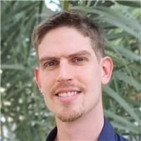 Professional speaker, actor, and presenter offering charisma course