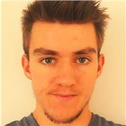 Professeur de piano et guitare classique, je donne des cours sur Paris et banlieue proche.
