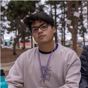 Universitario con dominio de las matemáticas de educación secundaria