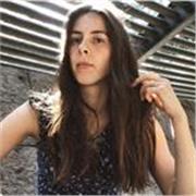 Certificada ESL teacher con más de 5 años de experiencia, especializada en niños pero cualquier edad es bienvenido