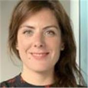 Profesora de matemáticas, física-química, dibujo técnico y tecnología. Con experiencia en ESO, Bachillerato y FP.
