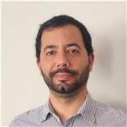 I give practical lessons so that the user can speak and improve their Spanish as much as possible