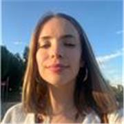 Profesora de primaria apta para todas las edades y niveles.