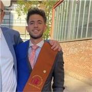 Profesor de apoyo escolar especializado en ciencias