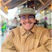 Doy clases de francés, soy étudiante Relaciones Internacionales en Madrid. Tengo un doble grado de derecho francés y español