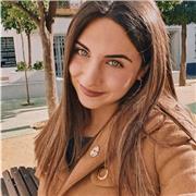 Profesora de Matemáticas, Lengua, Biología o Física y Química disponible para ESO y primaria