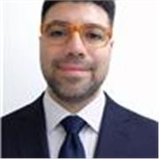 Profesor de Educación Primaria. Profesor de Filosofía. Diplomado en Lectoescritura