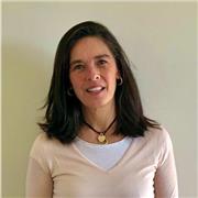 I give private lessons tailored to your level and learning needs.