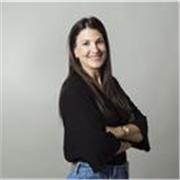 Profesora titulada en Técnico Superior en PRL, con las tres especialidades, y más de 18 años de experiencia